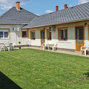 Rozika Ii. Apartament